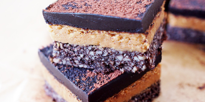 Czekoladowe batony z masłem orzechowym #eatmeplease #vegan #glutenfree #RAW